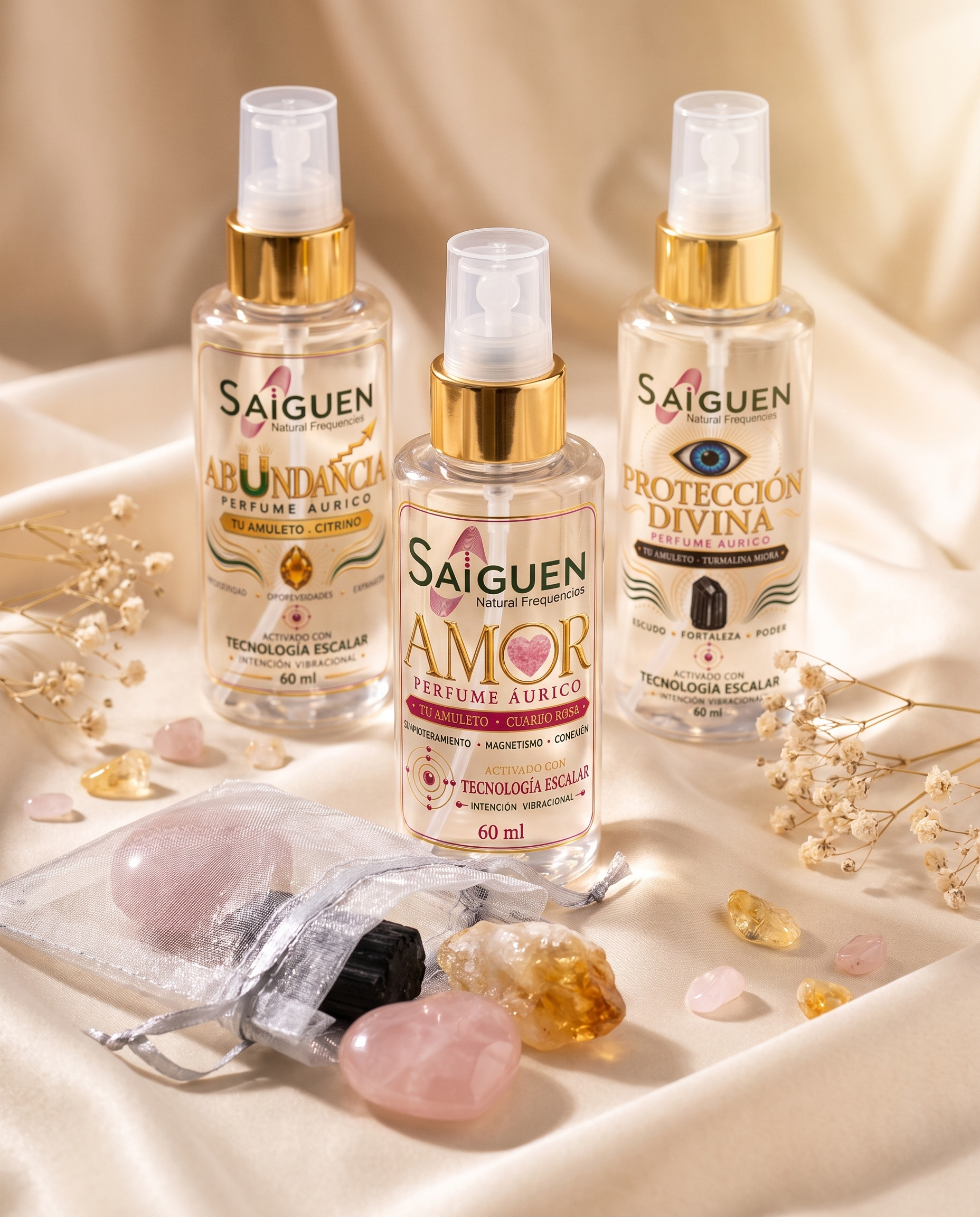 Colección 3 Intenciones de Saiguen sobre seda crema con bolsita de organza y las tres piedras amuleto